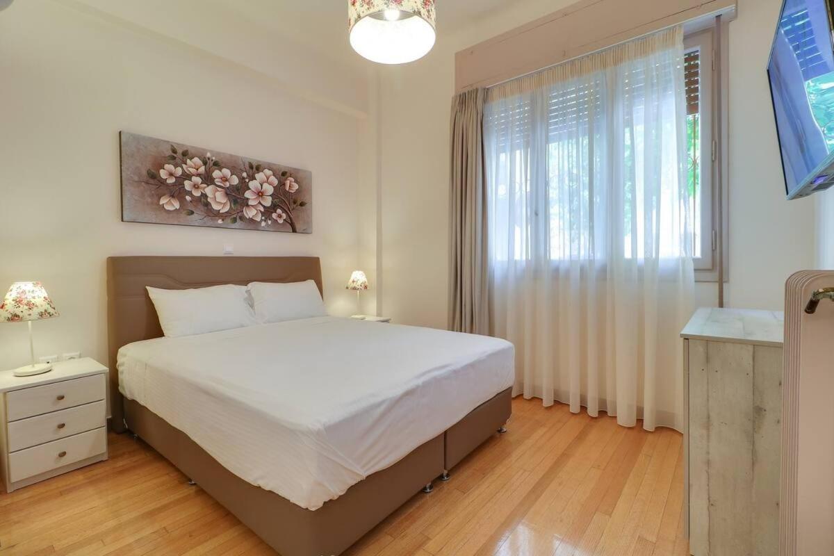 Acropolis #12 Apartment @Museum And Metro By Ermoufashionsuites เอเธนส์ ภายนอก รูปภาพ